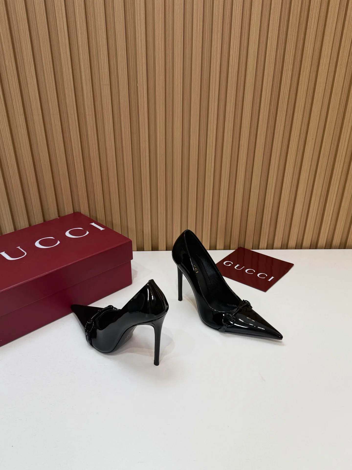 Туфли Женские Gucci 18792522