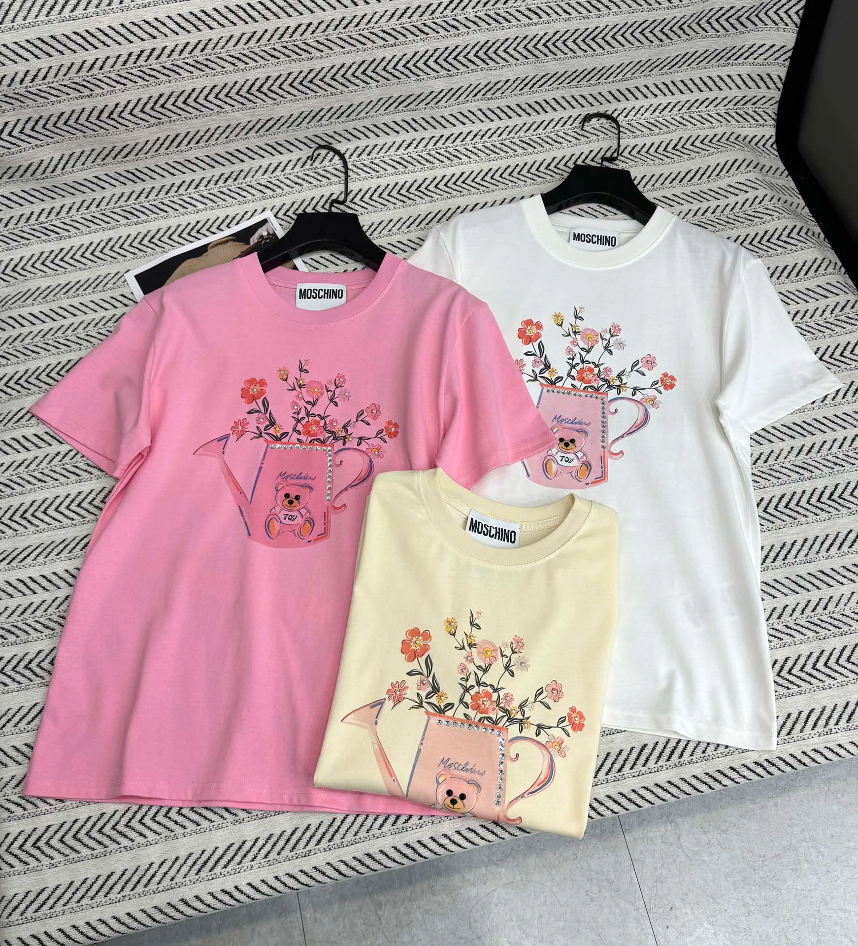 Футболки Женские Moschino 11224