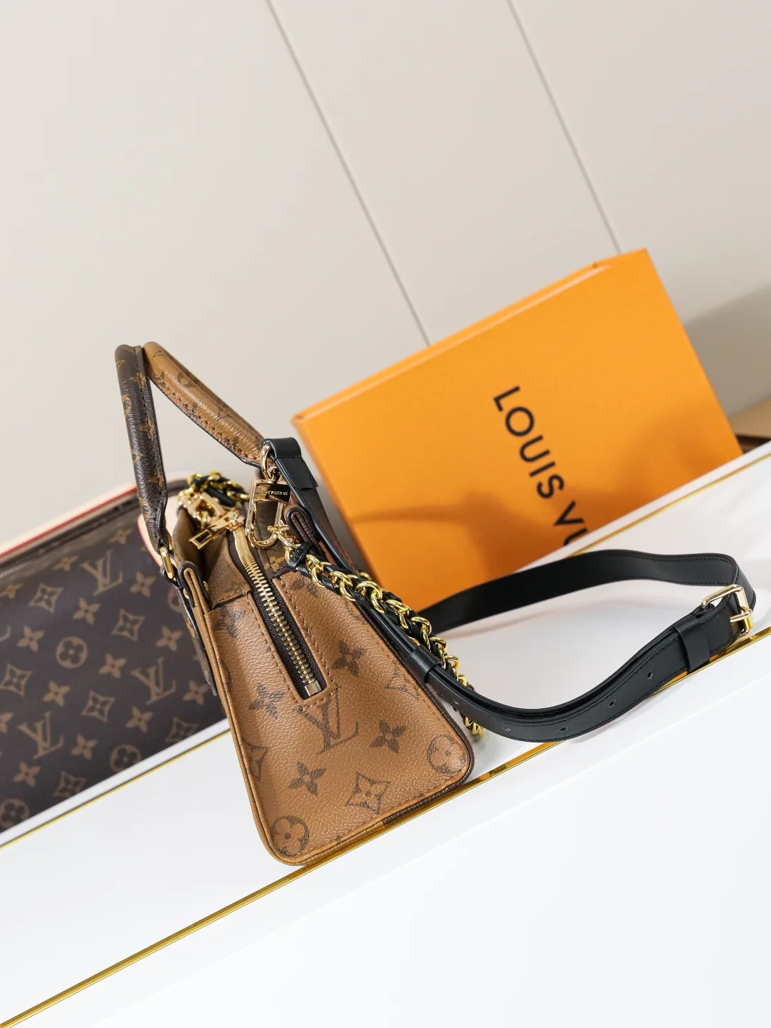 Классические Сумки Женские Louis Vuitton 11704159
