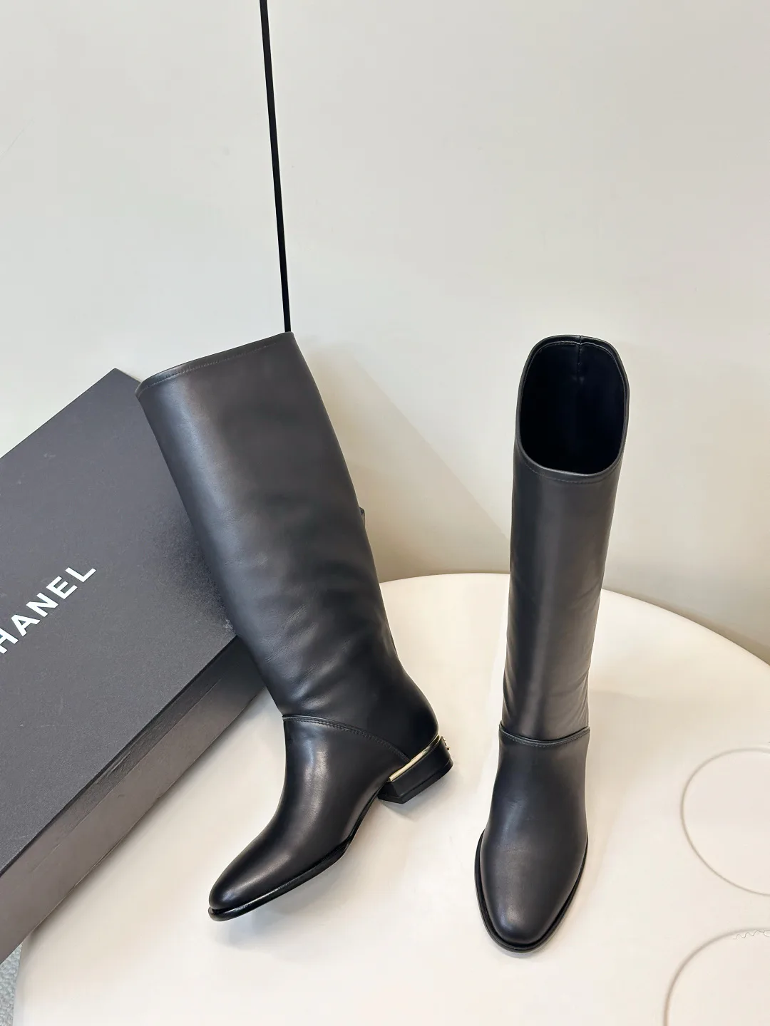 Сапоги Женские Chanel 18139534