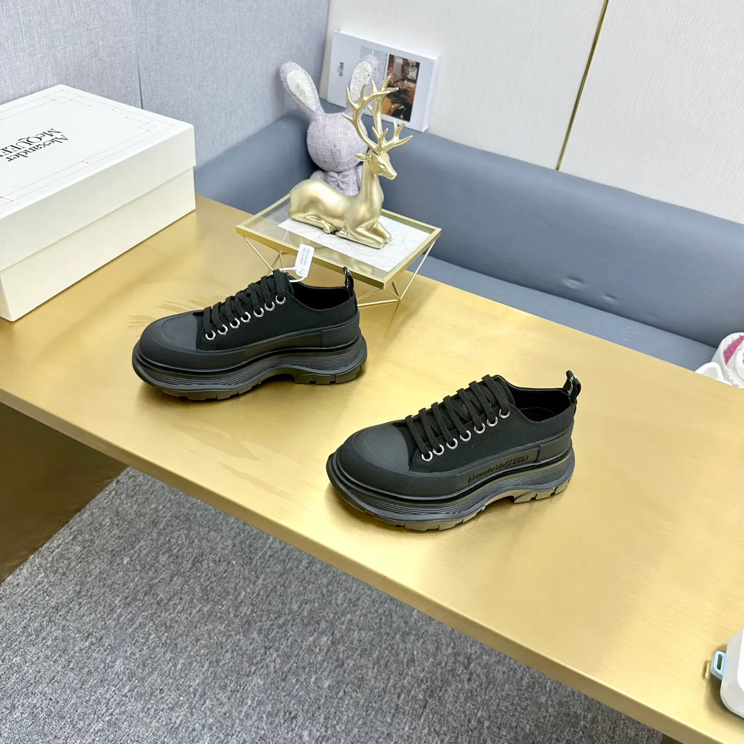 Кроссовки Женские Alexander Mcqueen 18397469