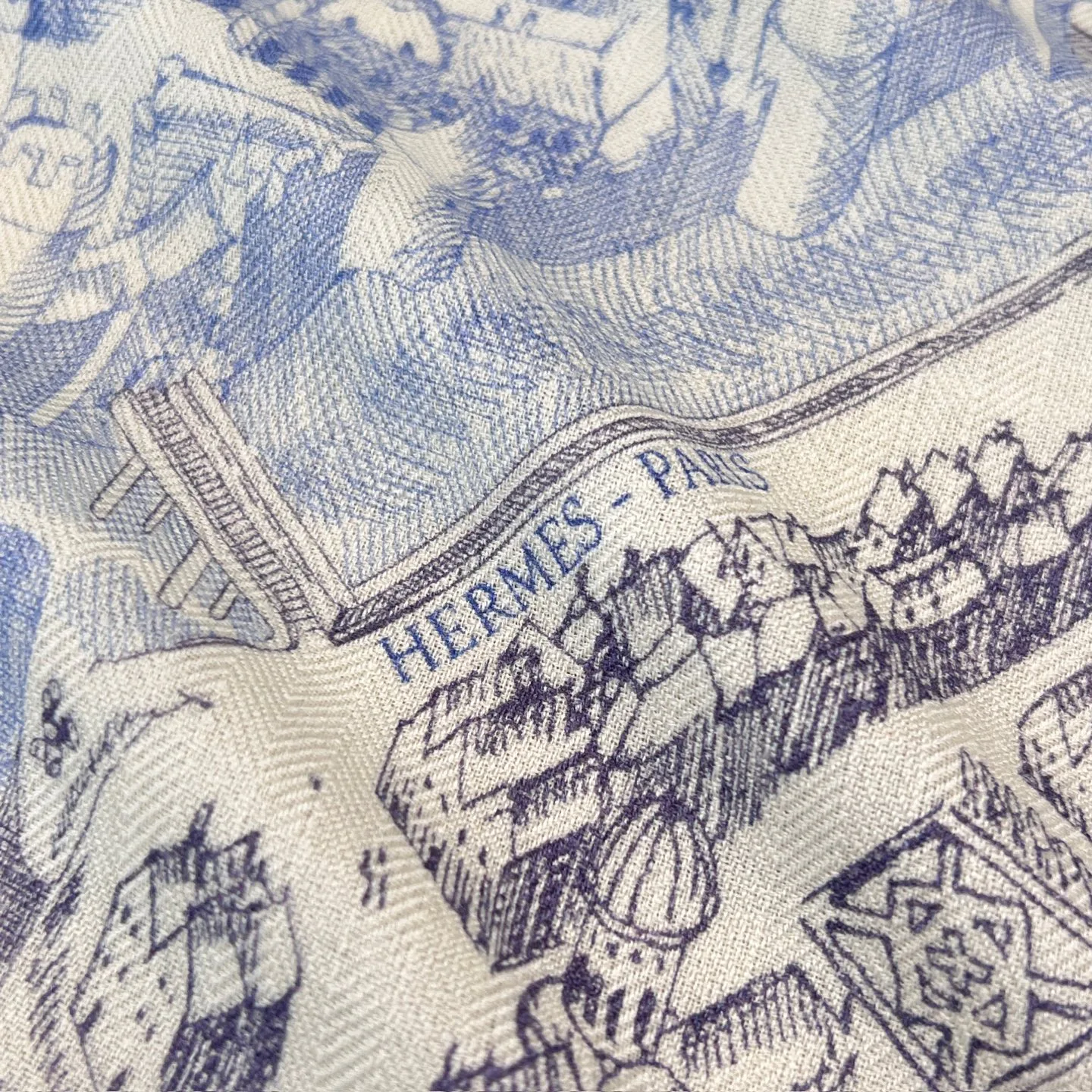 Шарфы Hermes 18424828