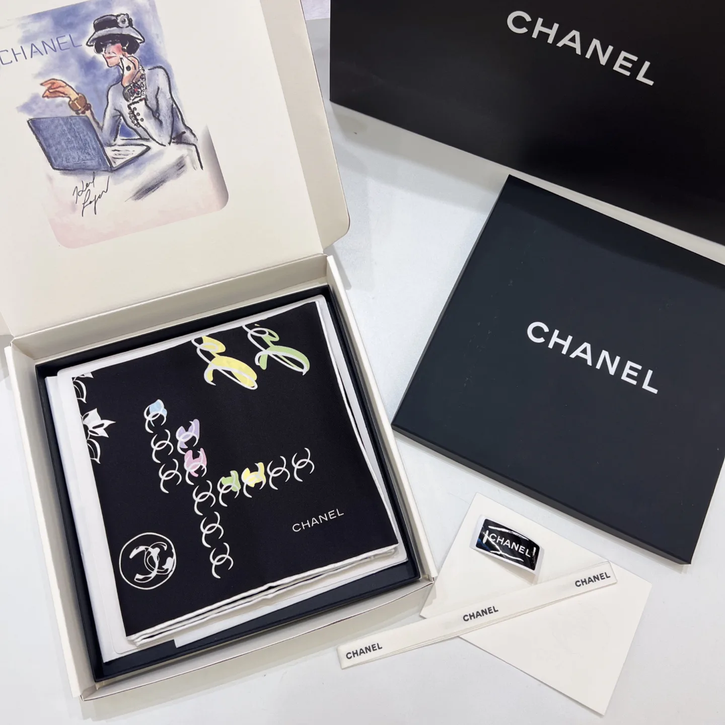 Платки Chanel 11501873