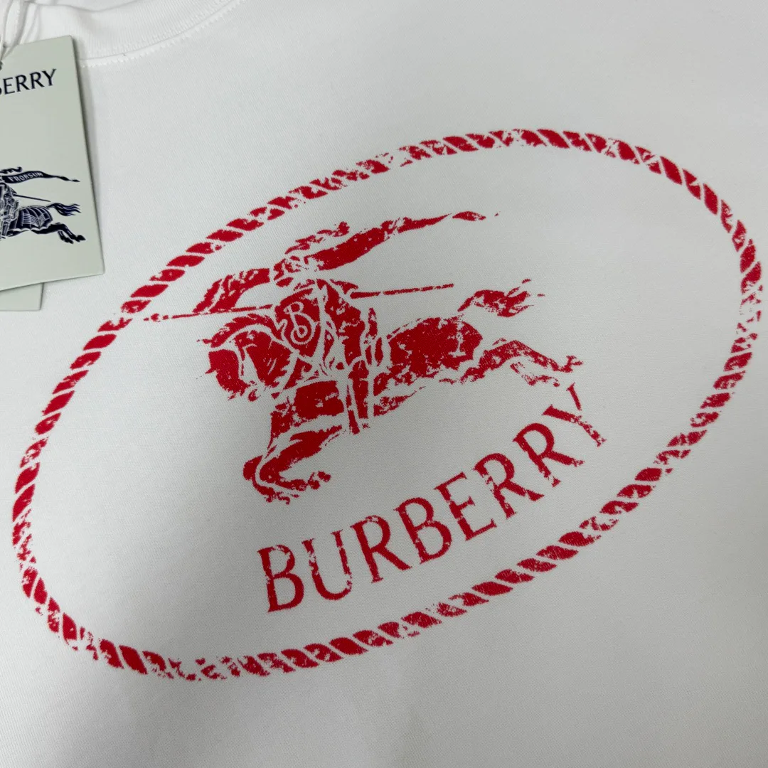 Футболки Женские Burberry 11829353