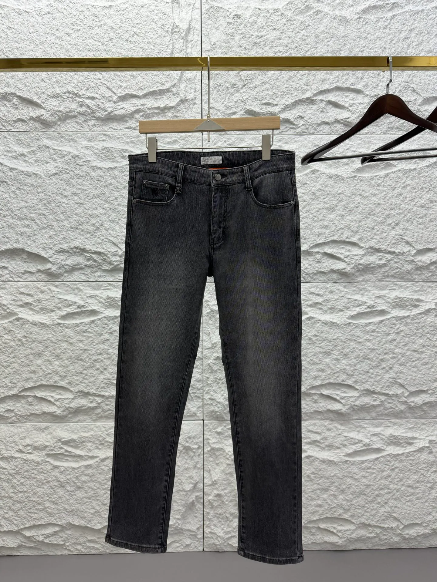 Джинсы Мужские Brunello Cucinelli 17298444