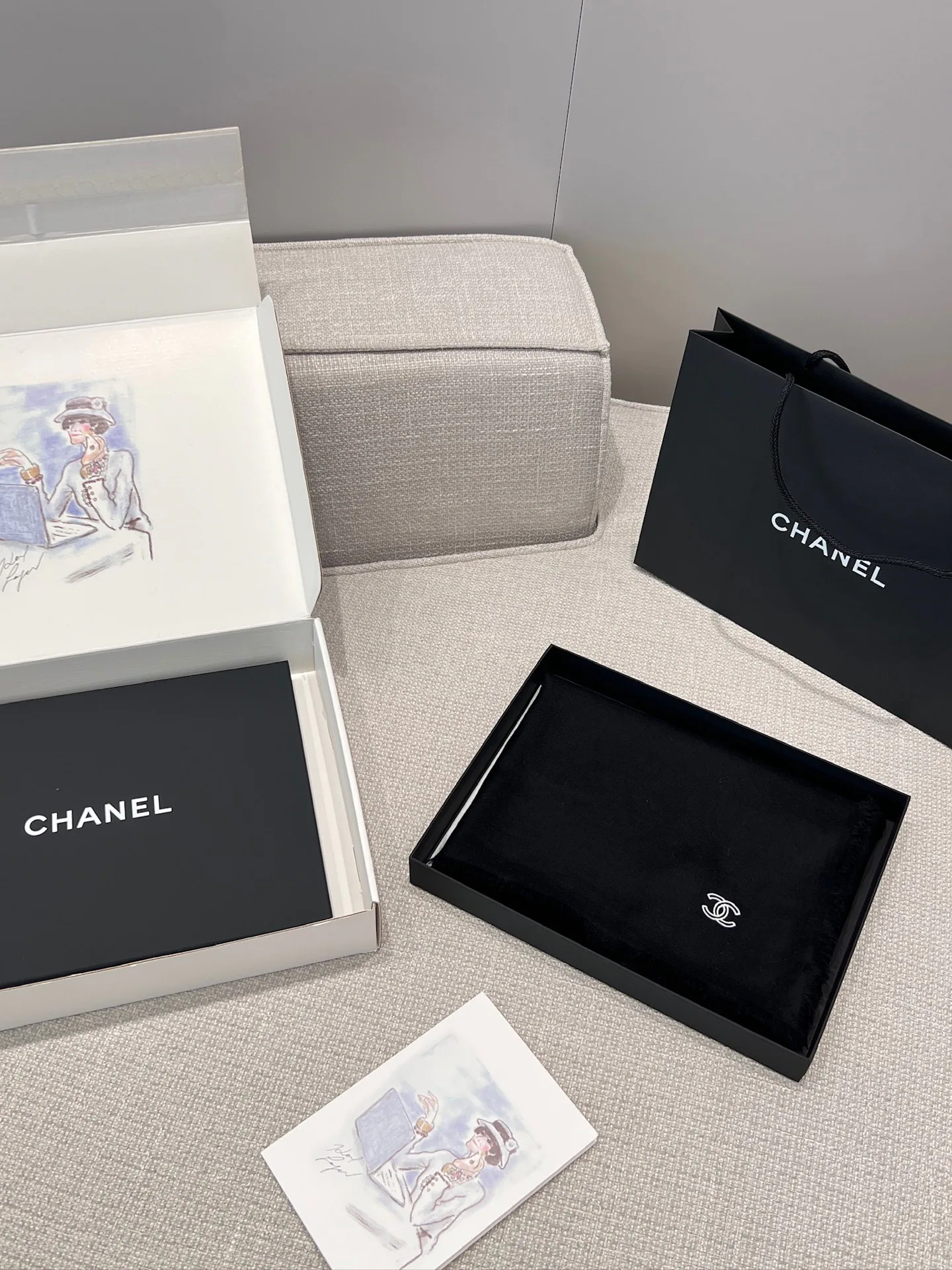 Шарфы Chanel 18141119