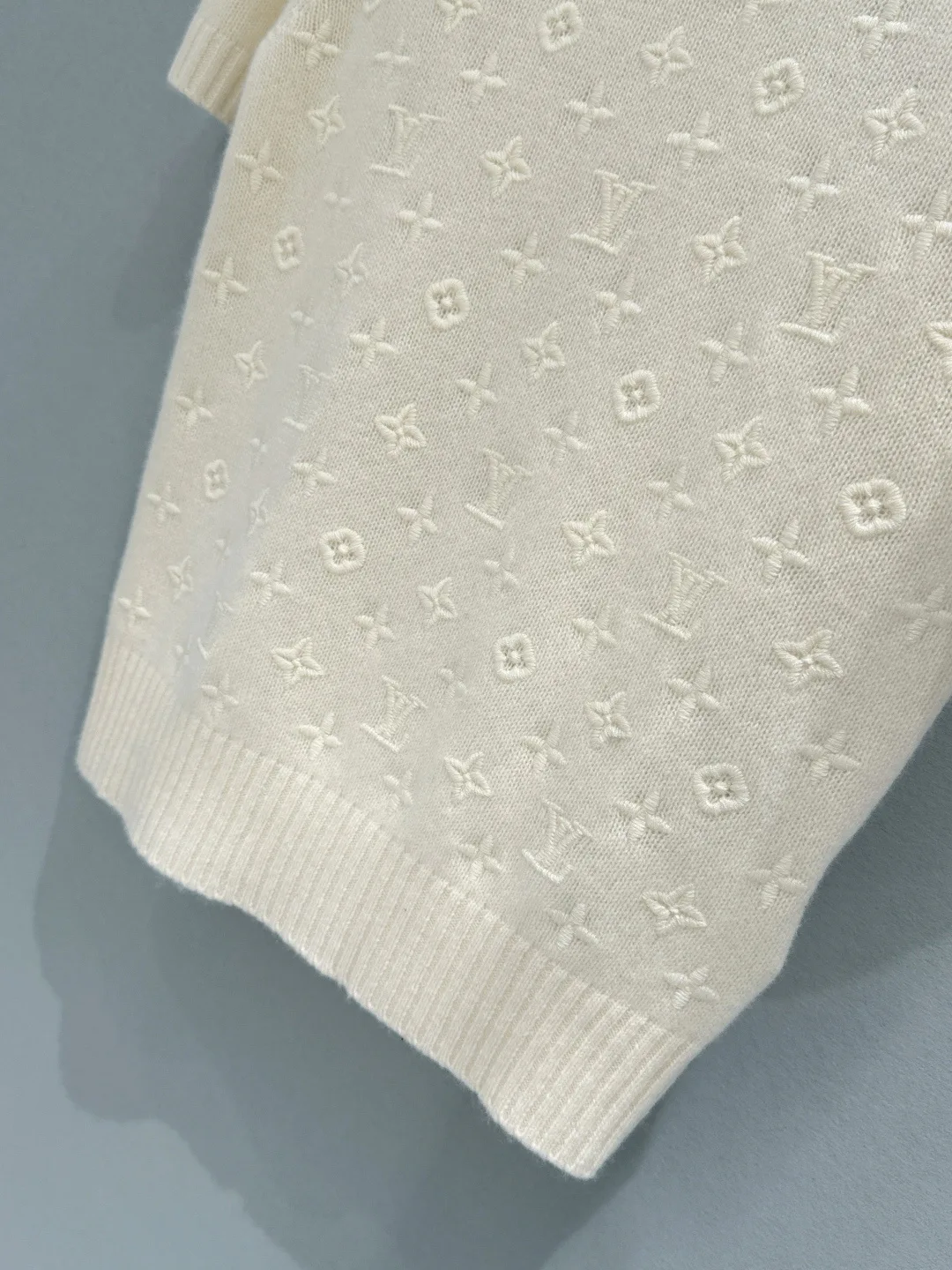 Топы Женские Louis Vuitton 12785355