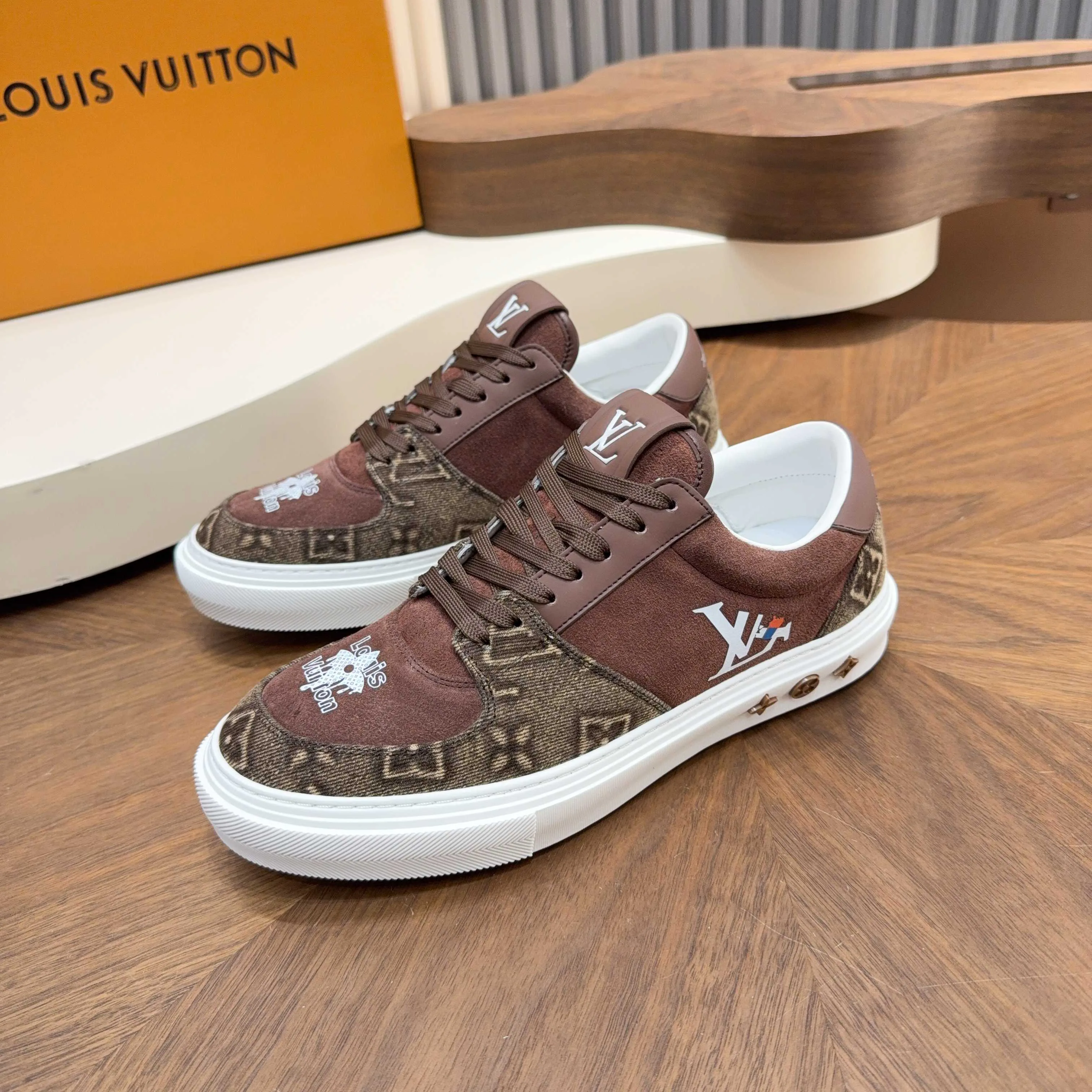 Кроссовки Мужские Louis Vuitton 17921398