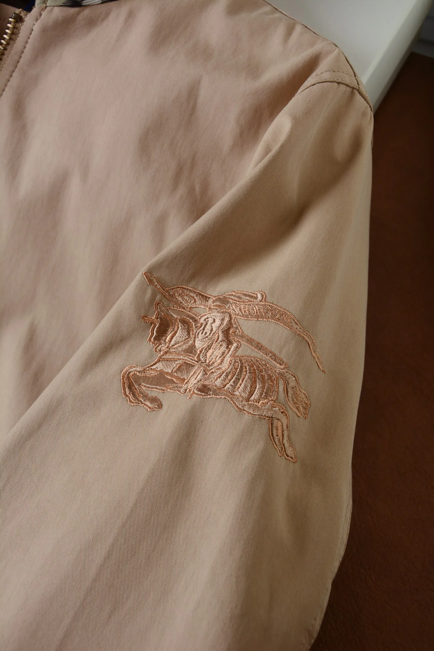 Куртки И Пуховики Женские Burberry 17998547