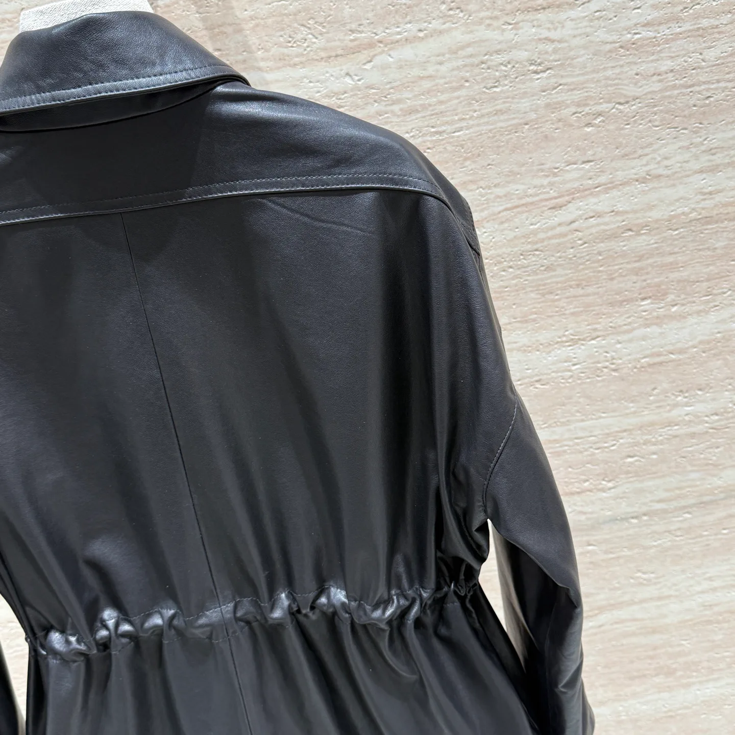 Кожаные Куртки И Дублёнки Женские Chanel 11695409