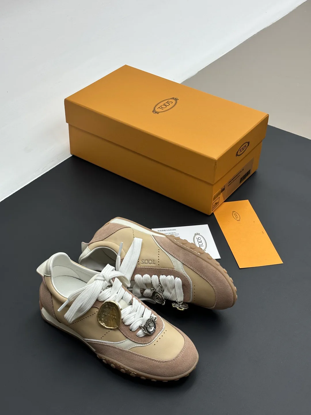 Кроссовки Женские Tod's 18732000