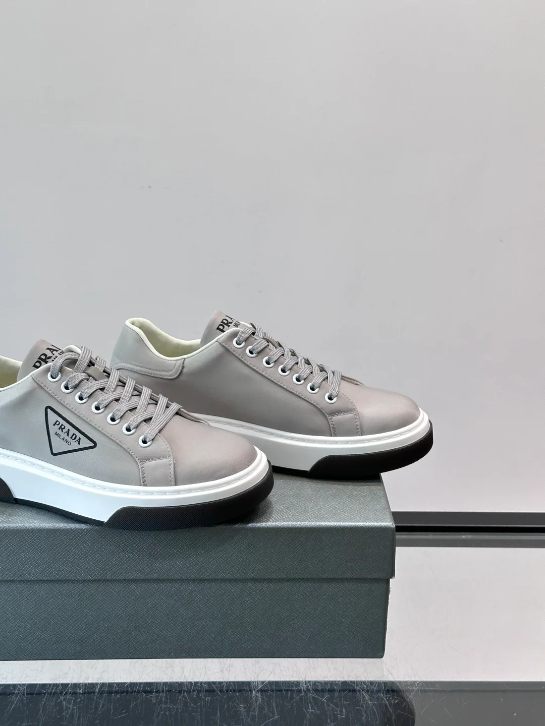 Кроссовки Мужские Prada 17913733