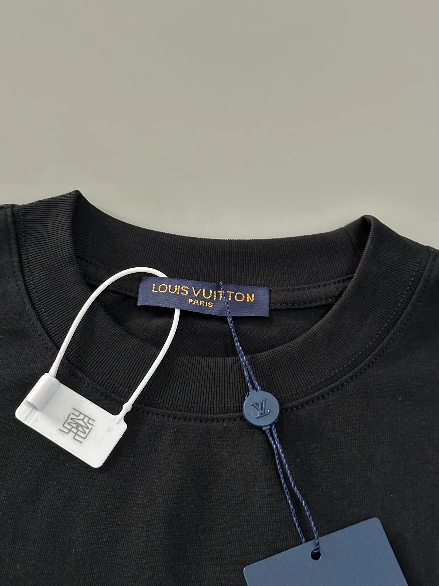 Футболки Женские Louis Vuitton 11411257