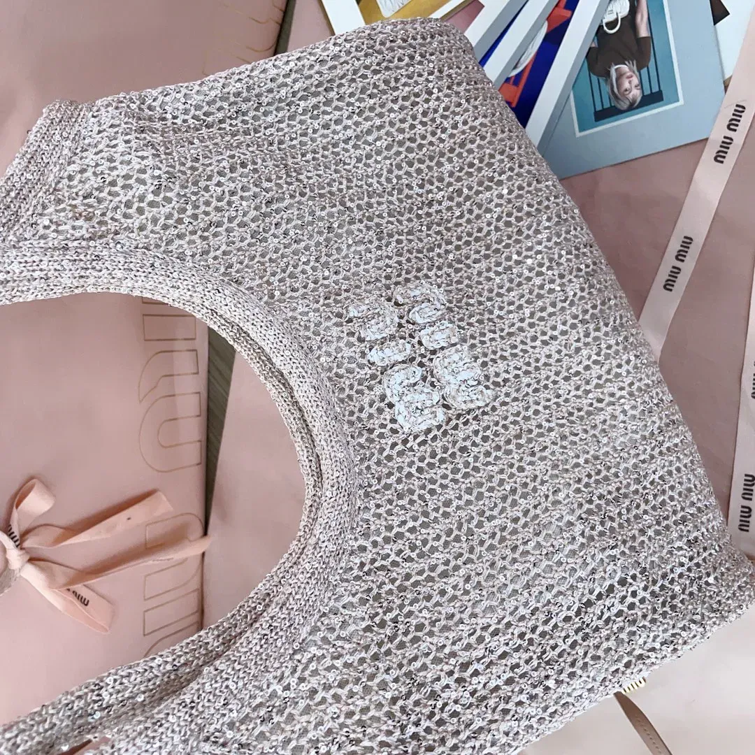 Классические Сумки Женские Miu Miu 445192