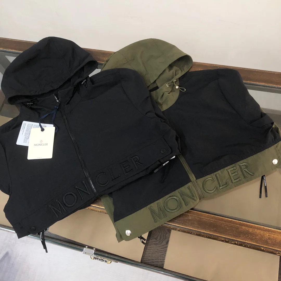Куртки И Пуховики Мужские Moncler 17286027