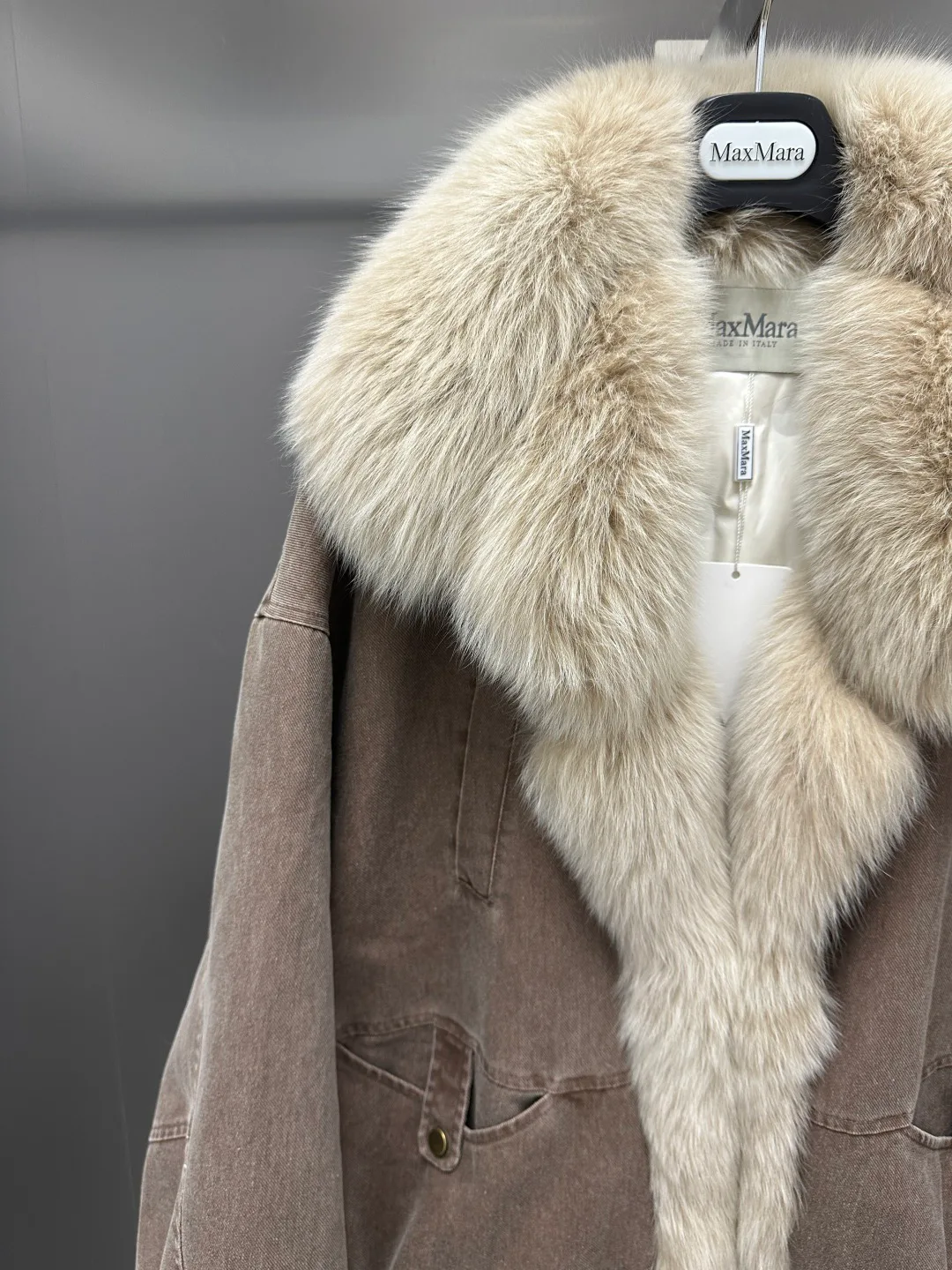Куртки И Пуховики Женские Max Mara 18902667
