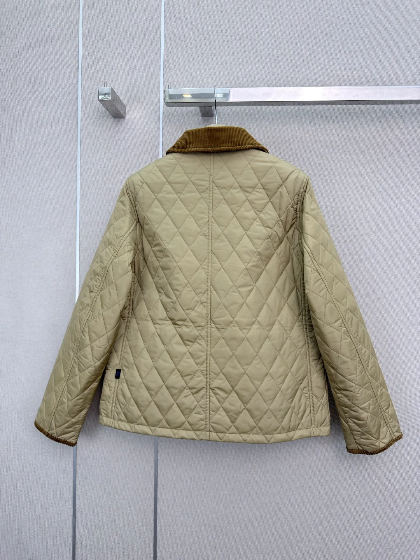 Куртки И Пуховики Женские Burberry 18056787