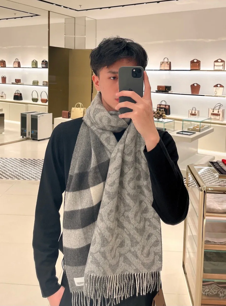 Шарфы Burberry 420550