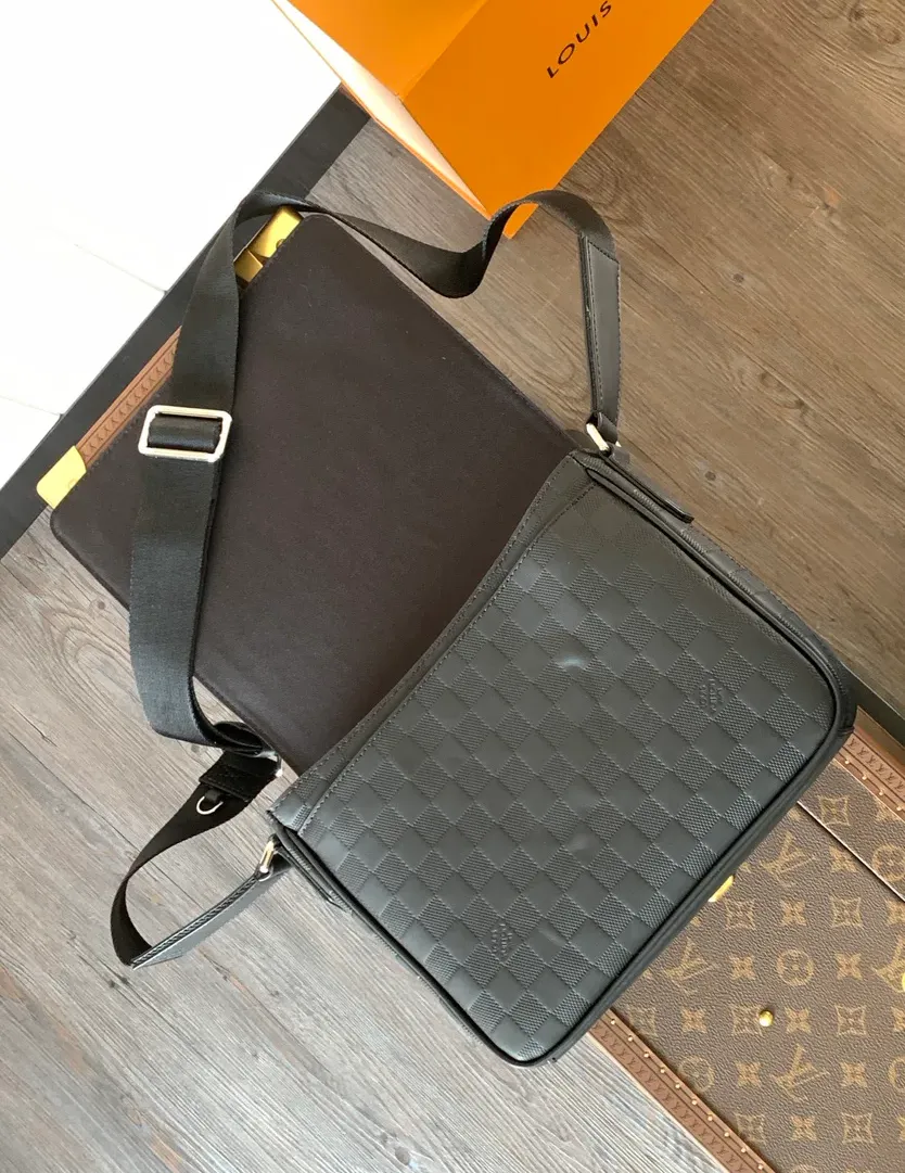 Сумки На Ремне Женские Louis Vuitton 369590