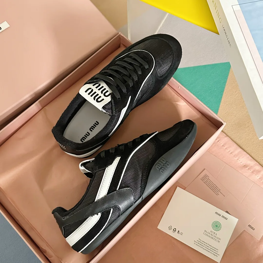 Кроссовки Женские Miu Miu 22818