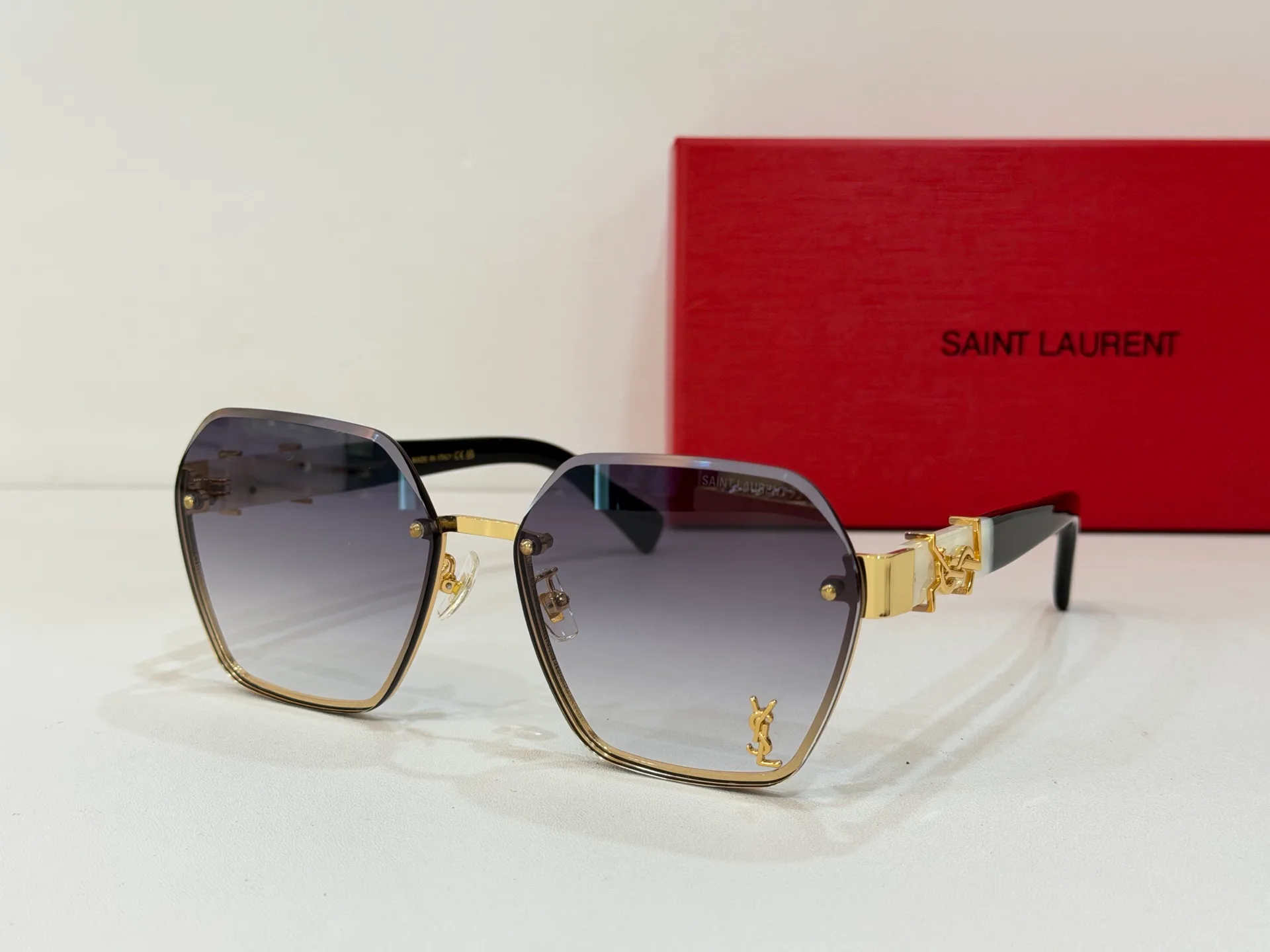Очки Saint Laurent 14321712