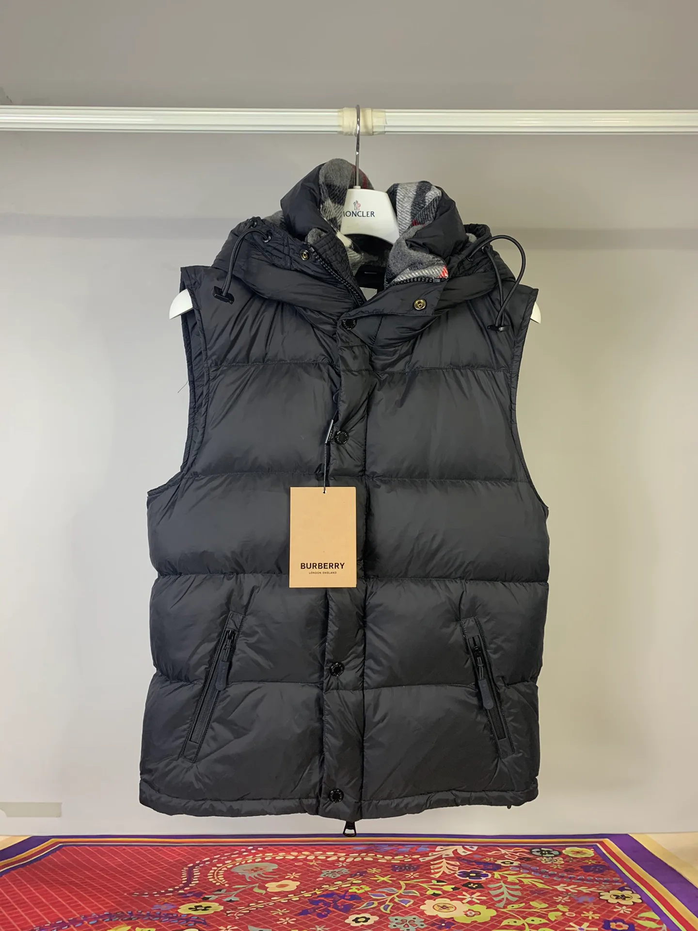 Куртки И Пуховики Женские Burberry 18597074