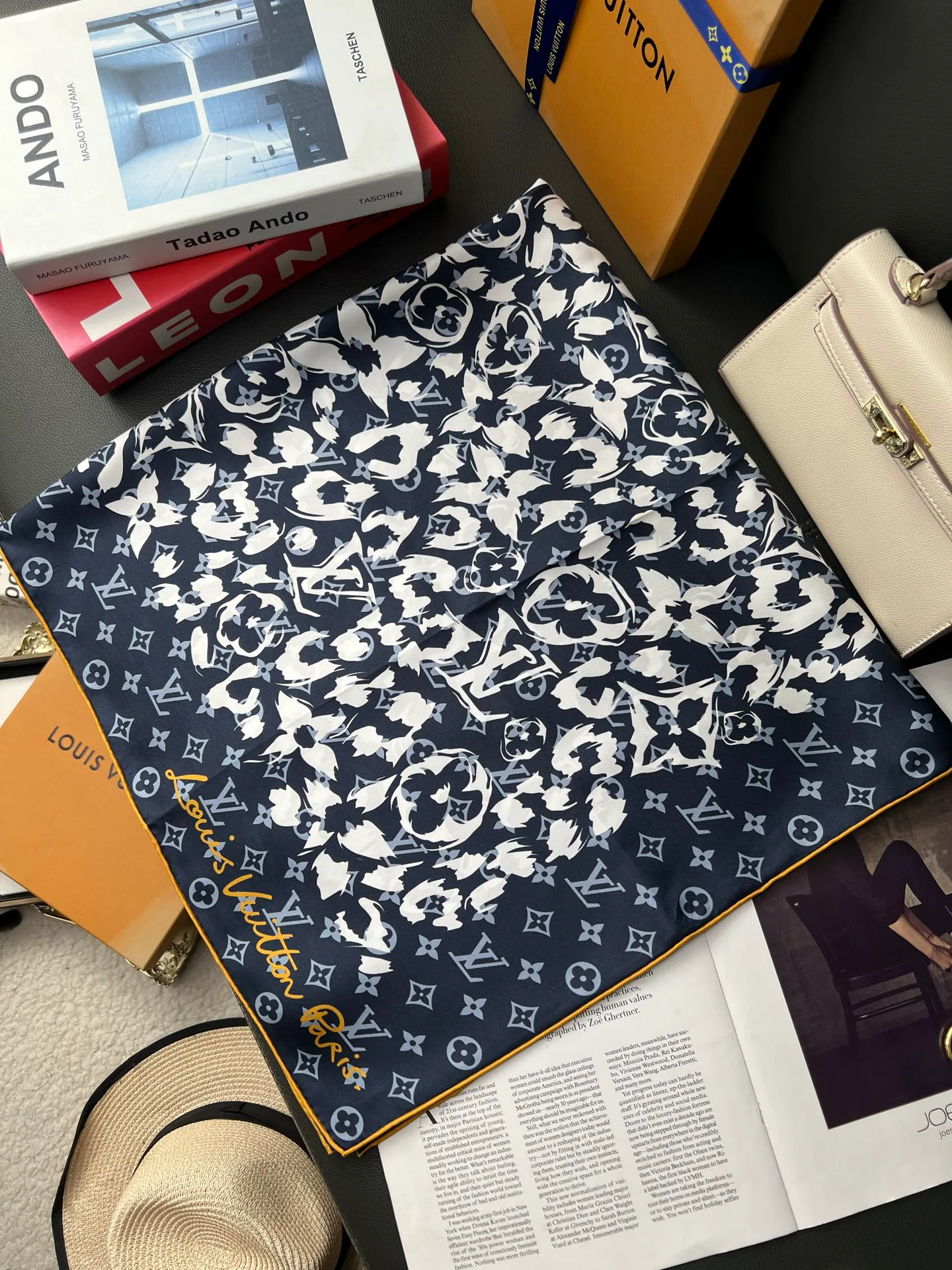 Платки Louis Vuitton 13478525