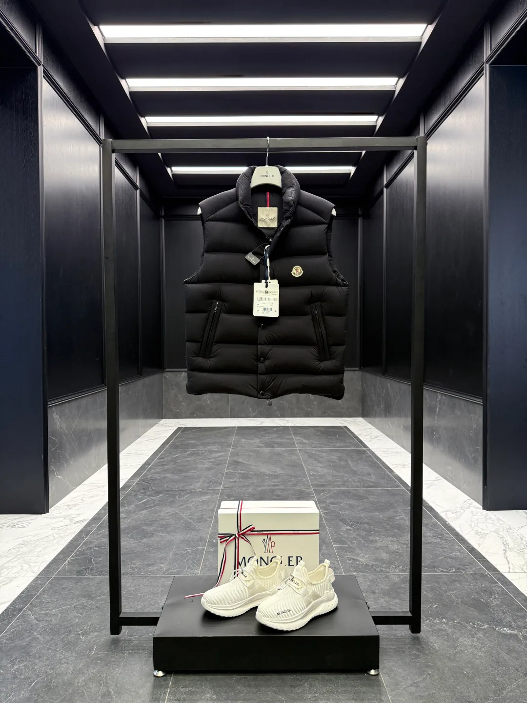 Жилеты Мужские Moncler 559015