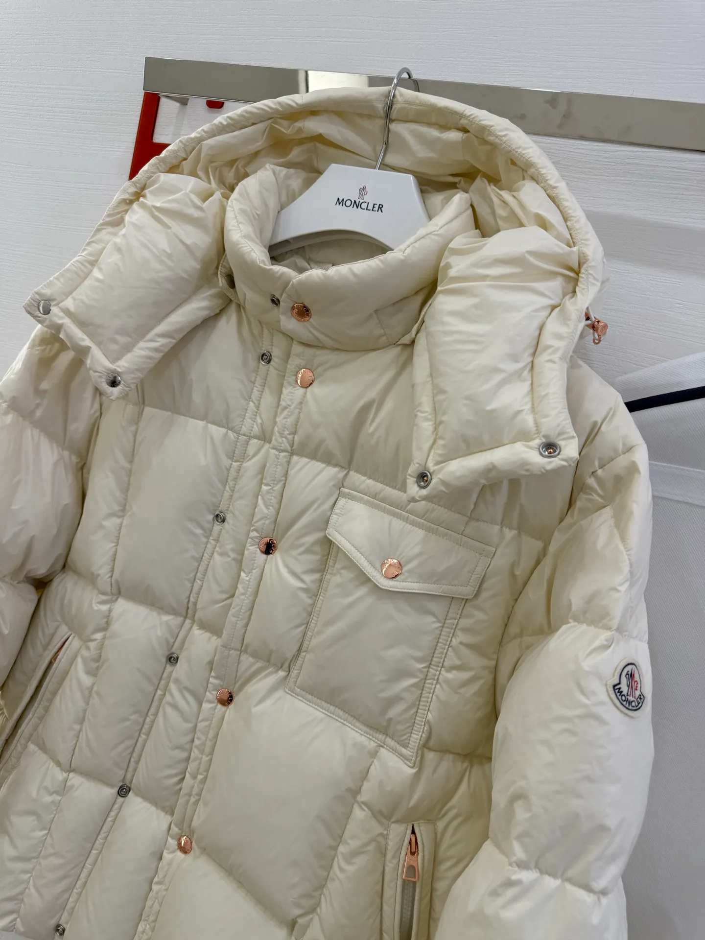 Куртки И Пуховики Женские Moncler 18825222