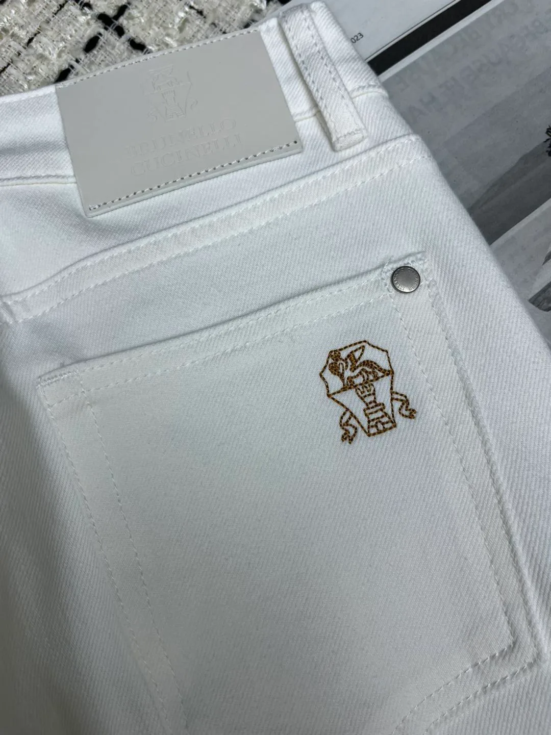 Джинсы Женские Brunello Cucinelli 18885572