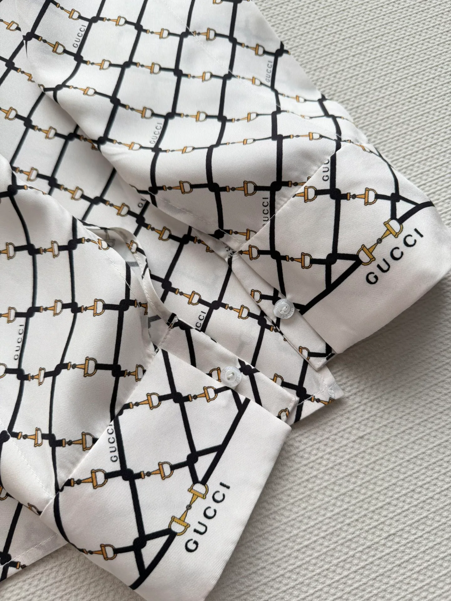 Рубашки Женские Gucci 9820409