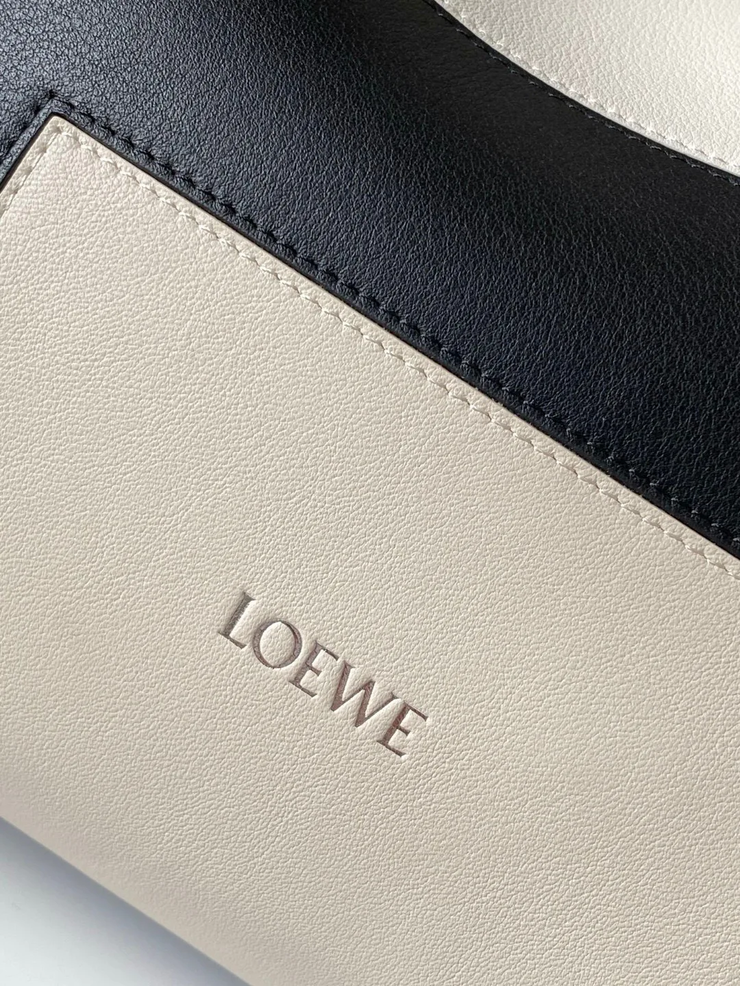 Классические Сумки Женские Loewe 13174342