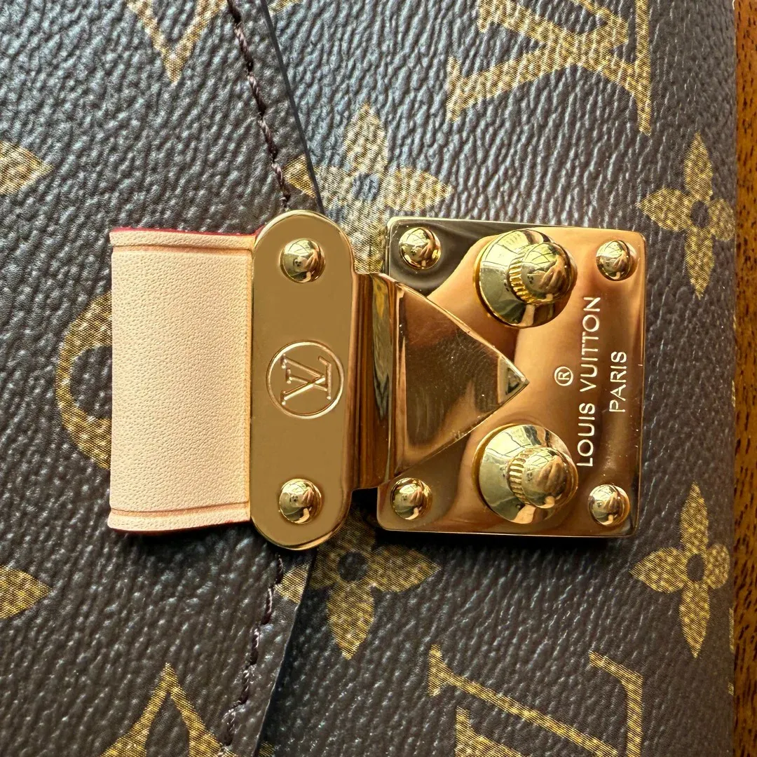 Сумки На Ремне Женские Louis Vuitton 724014