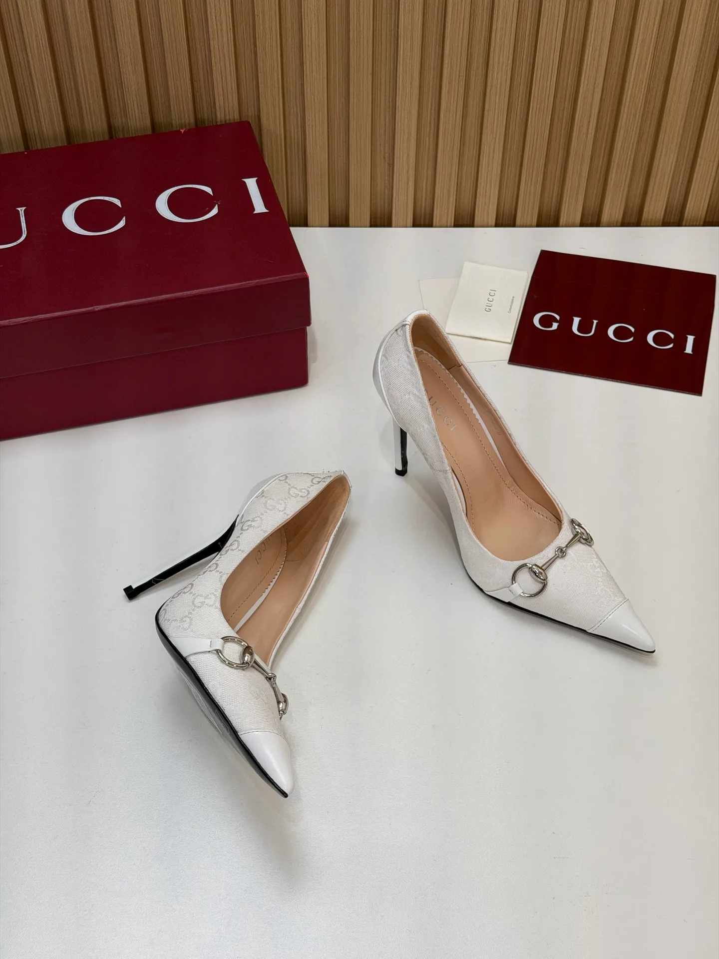Туфли Женские Gucci 18245480