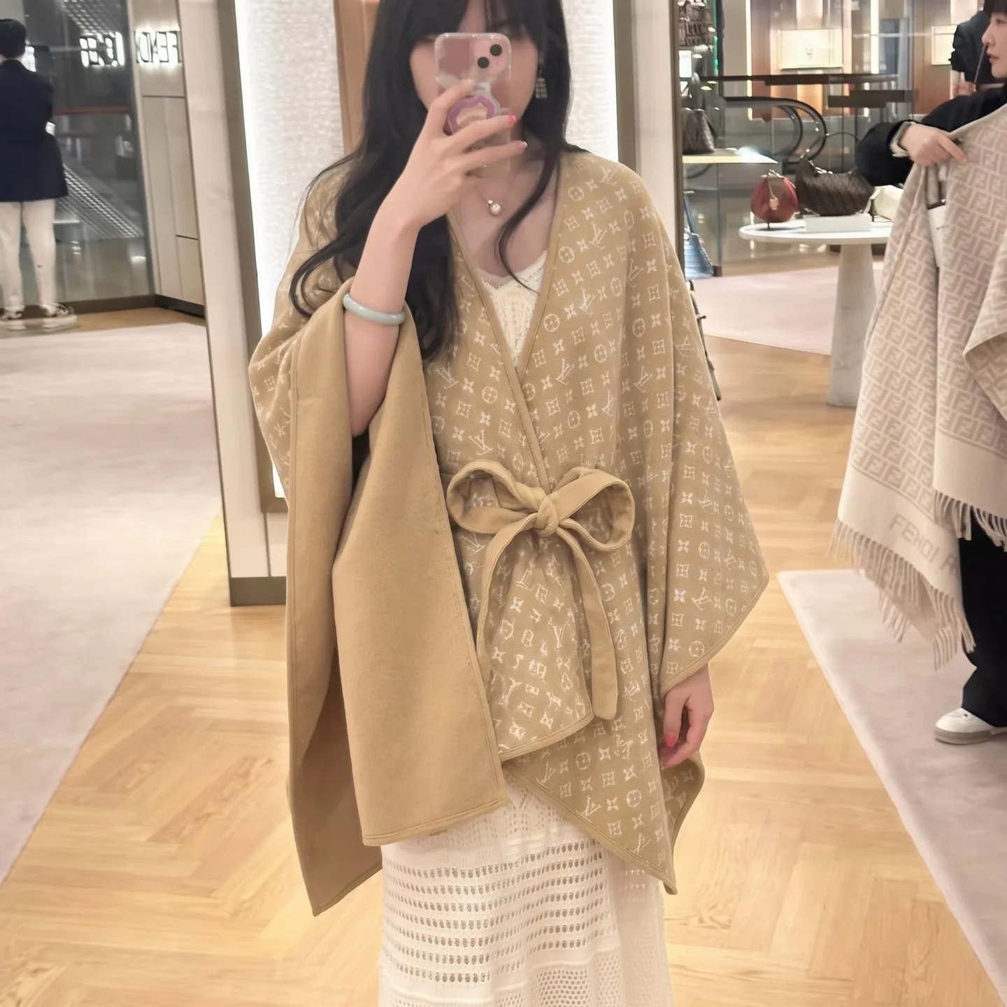 Пальто Женские Louis Vuitton 18262606