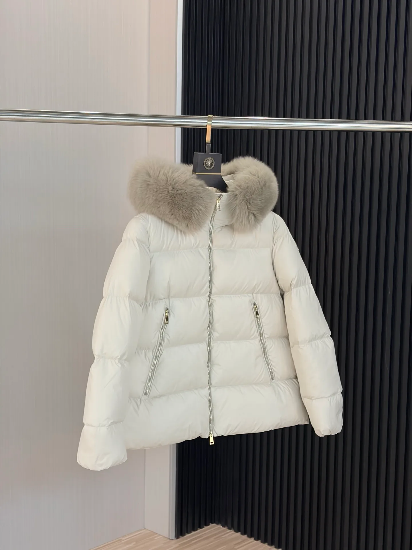 Куртки И Пуховики Женские Moncler 18188672