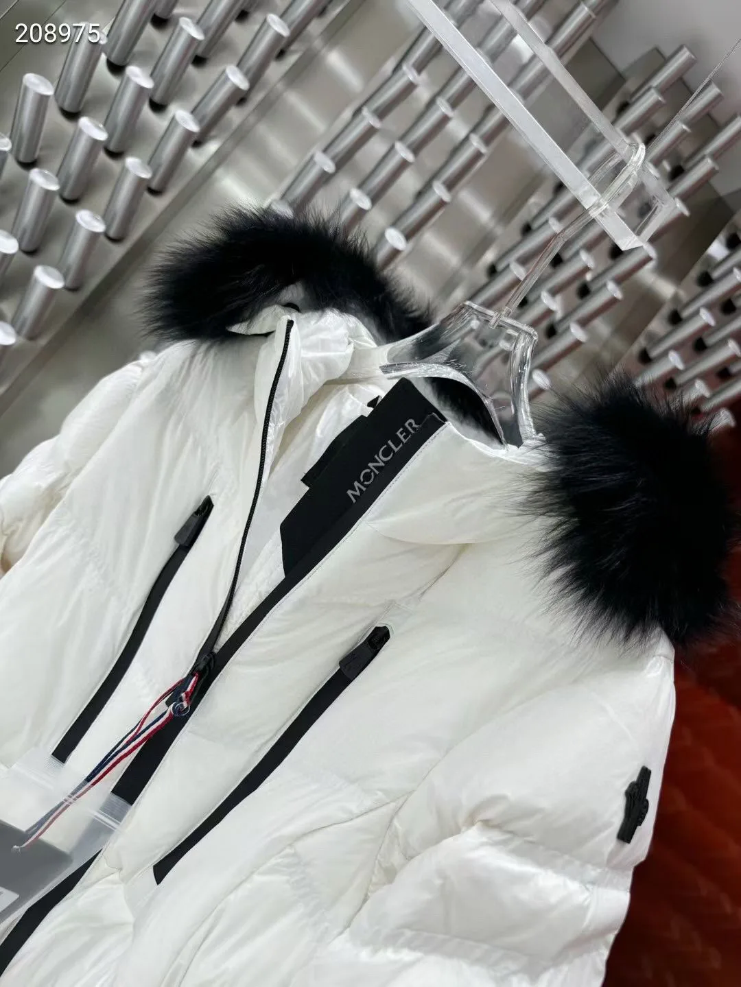 Куртки И Пуховики Женские Moncler 4764196