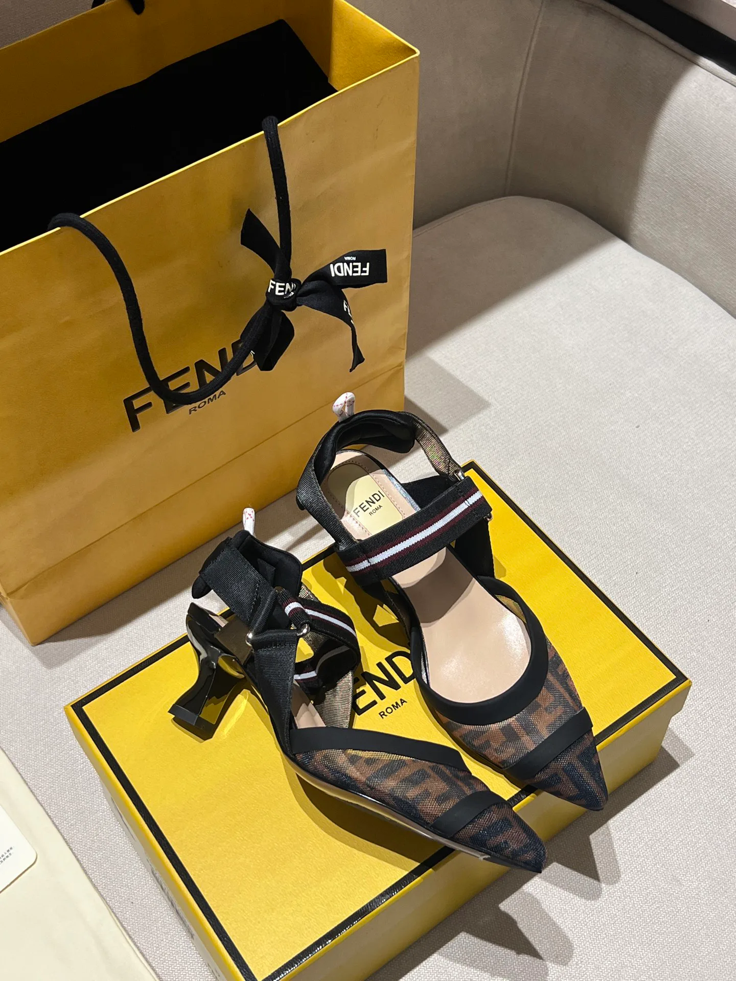 Туфли Женские Fendi 18278679