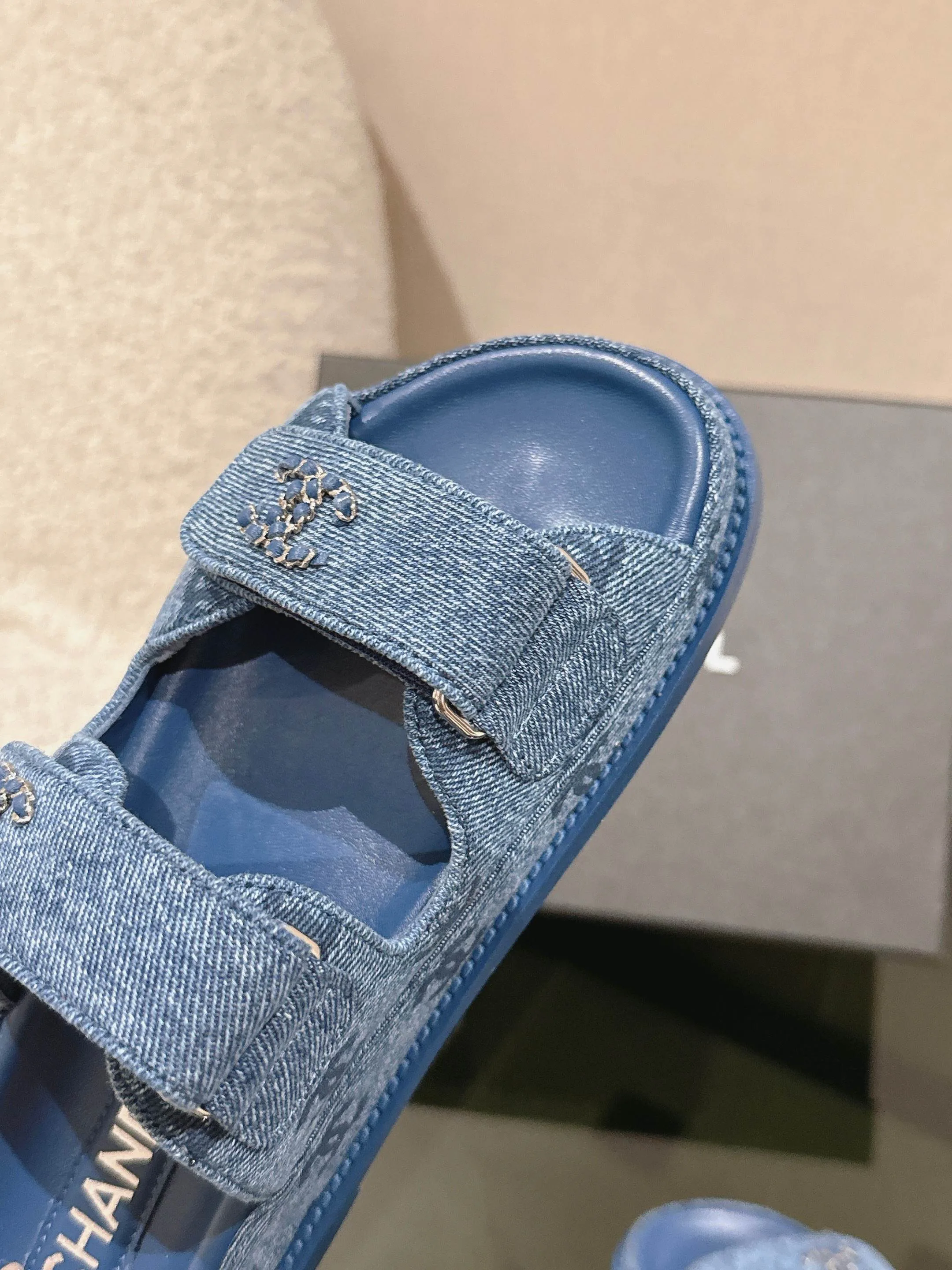 Шлепанцы Женские Chanel 35851