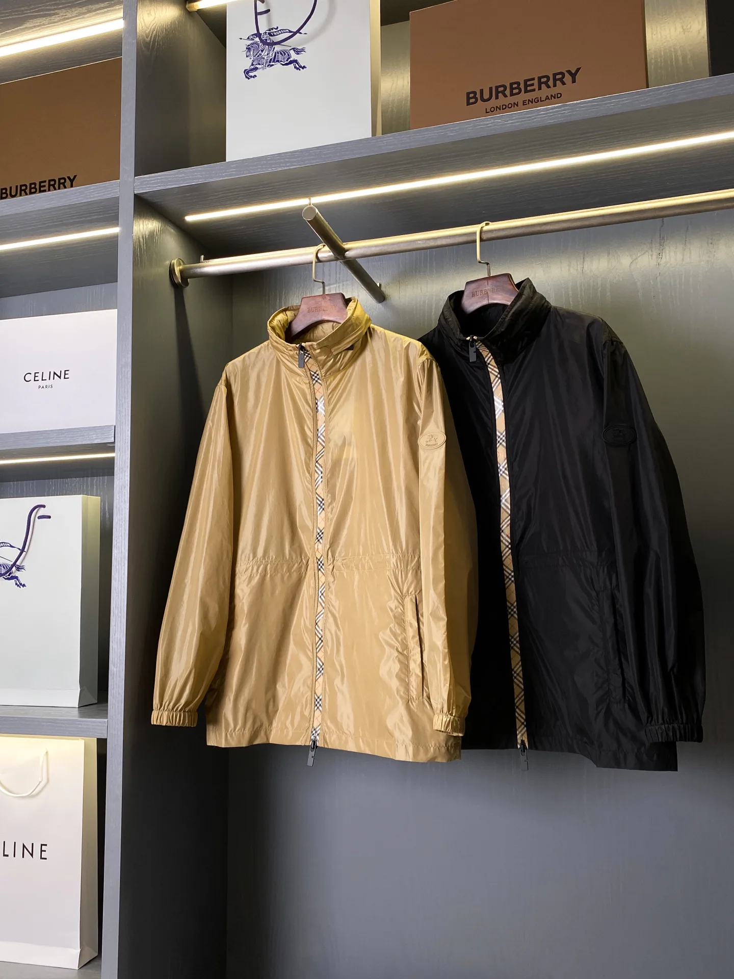 Куртки И Пуховики Женские Burberry 12778566