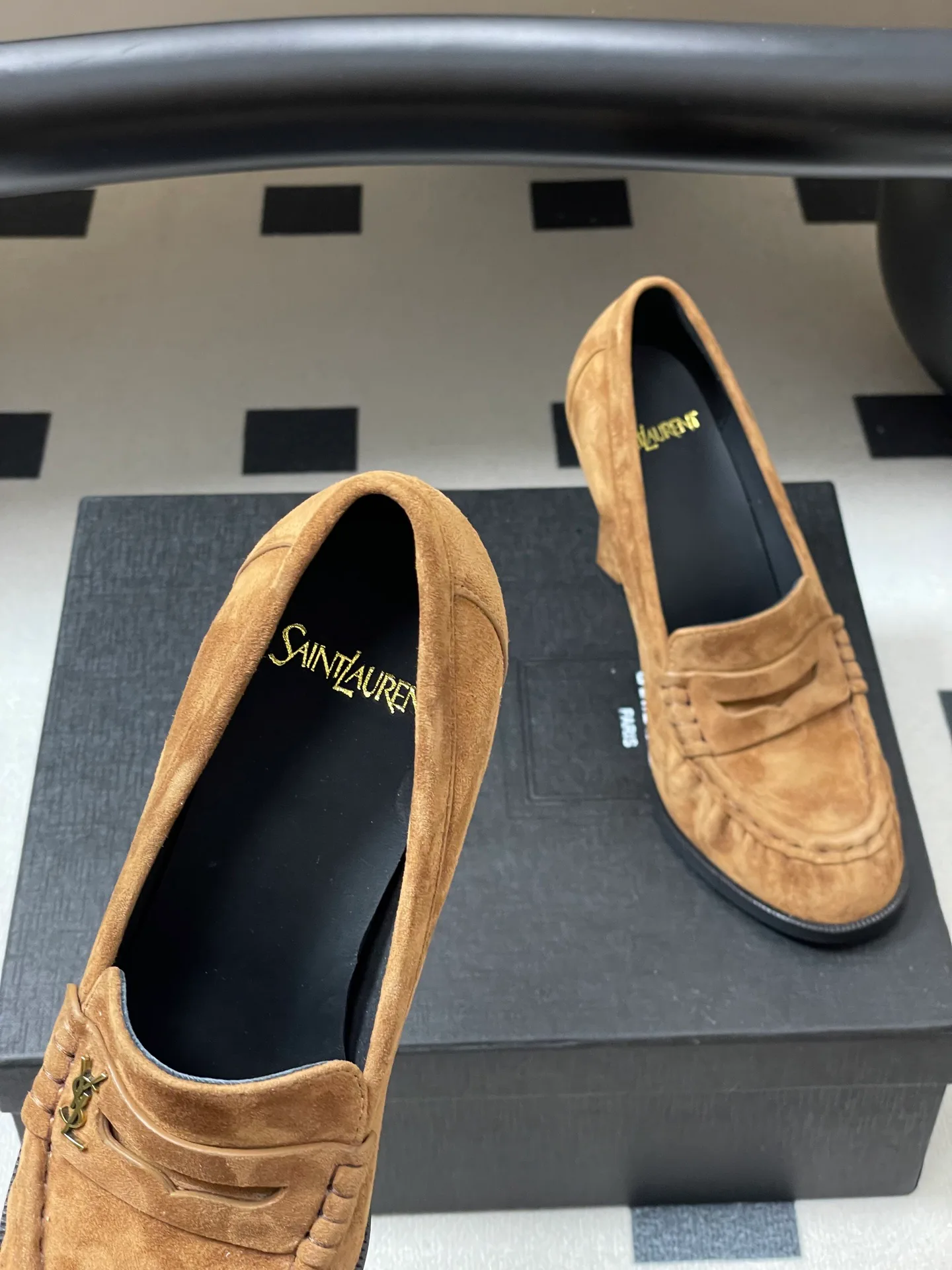 Туфли Женские Saint Laurent 551820