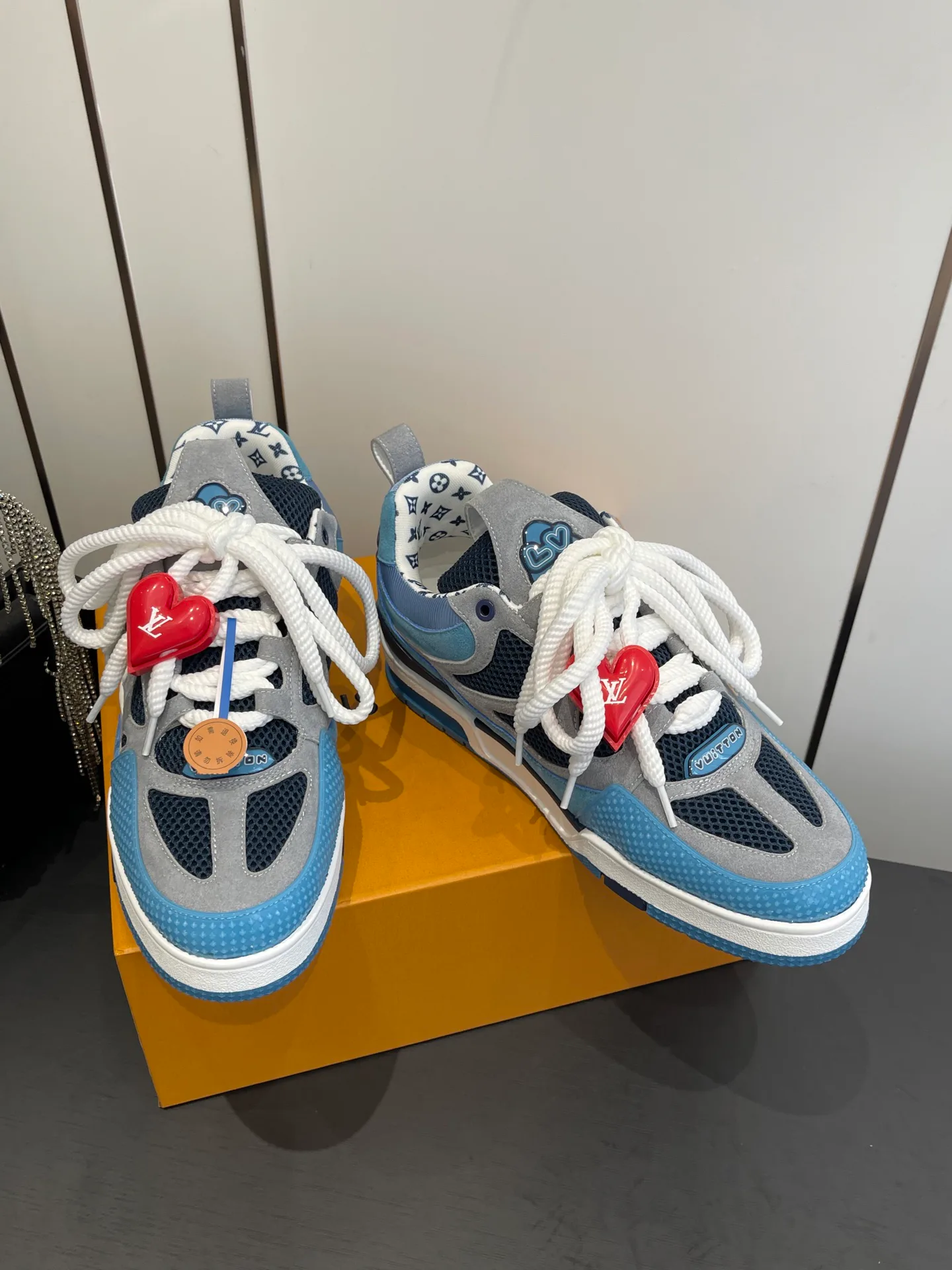 Кроссовки Женские Louis Vuitton 728615