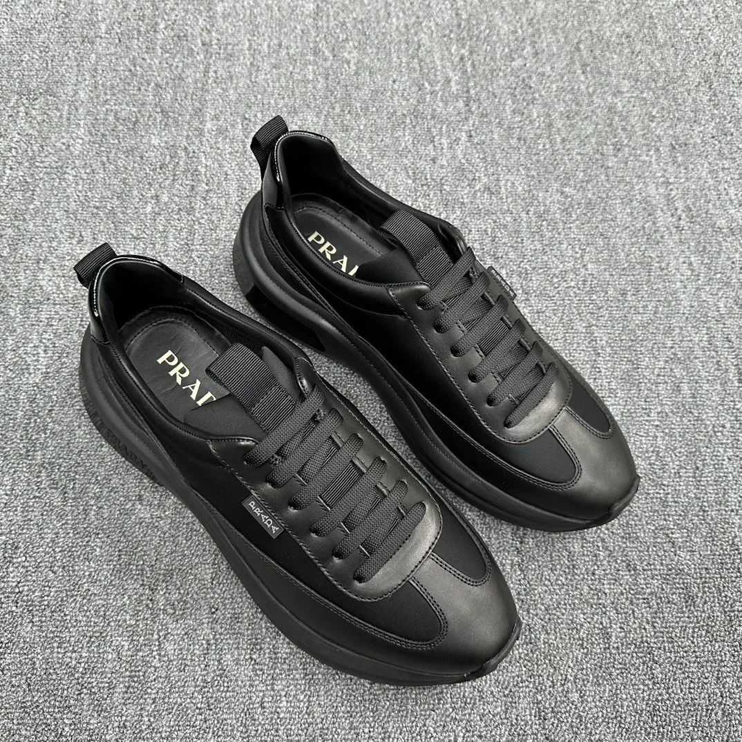 Кроссовки Мужские Prada 18076350
