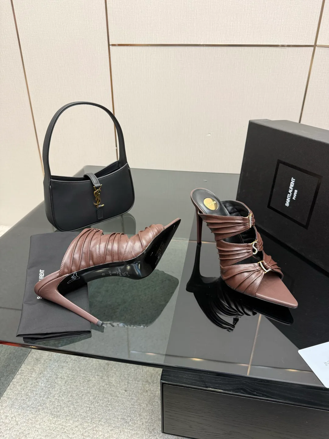 Сандалии Женские Saint Laurent 9317896