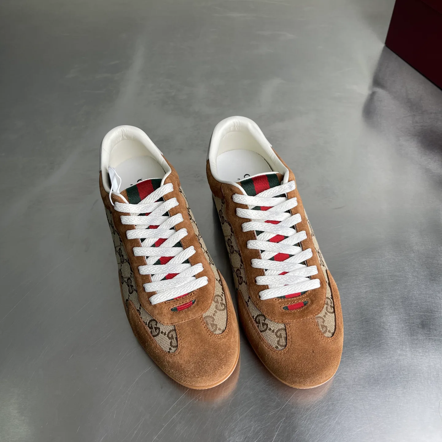 Кроссовки Женские Gucci 168989