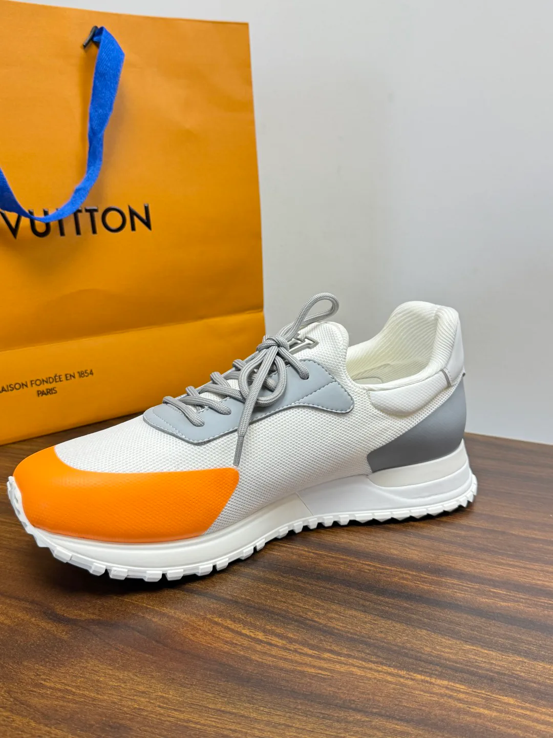 Кроссовки Мужские Louis Vuitton 19716393