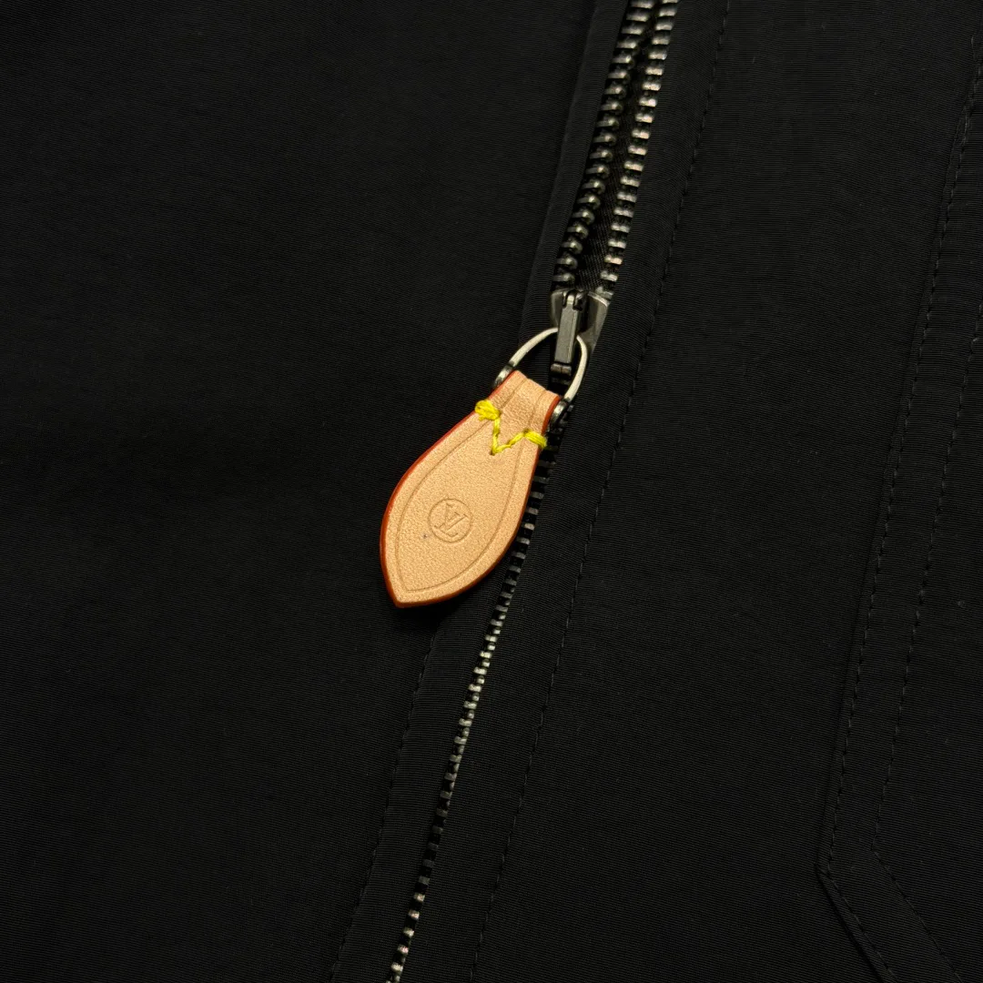 Куртки И Пуховики Мужские Louis Vuitton 10984036