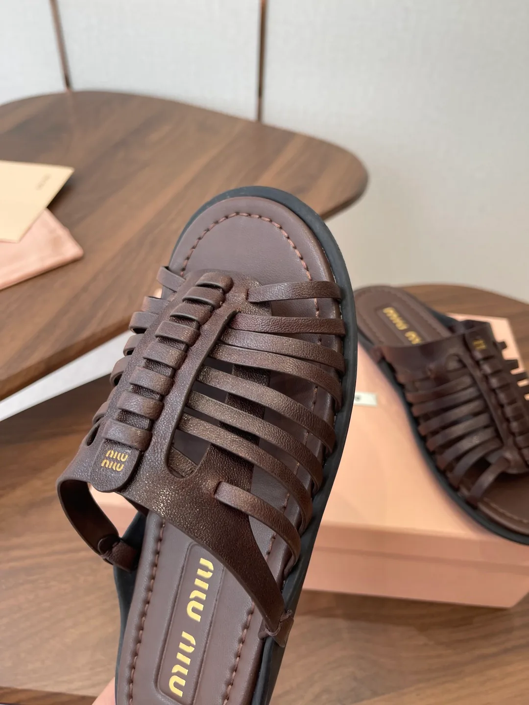 Шлепанцы Женские Miu Miu 12240269