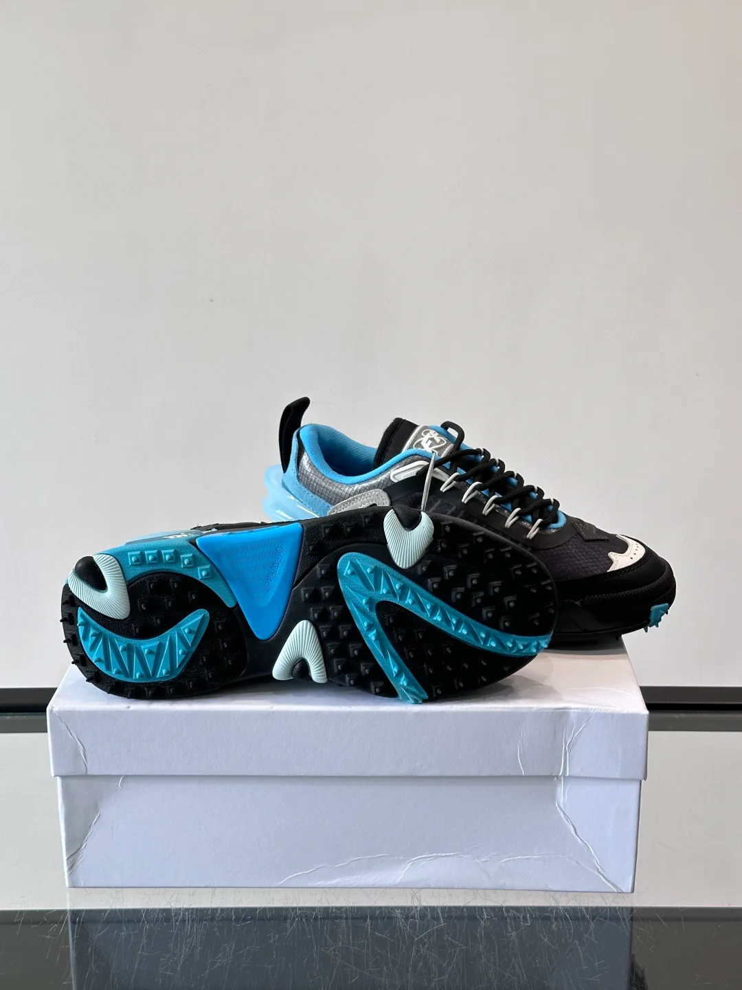 Кроссовки Женские Off-White 17682014