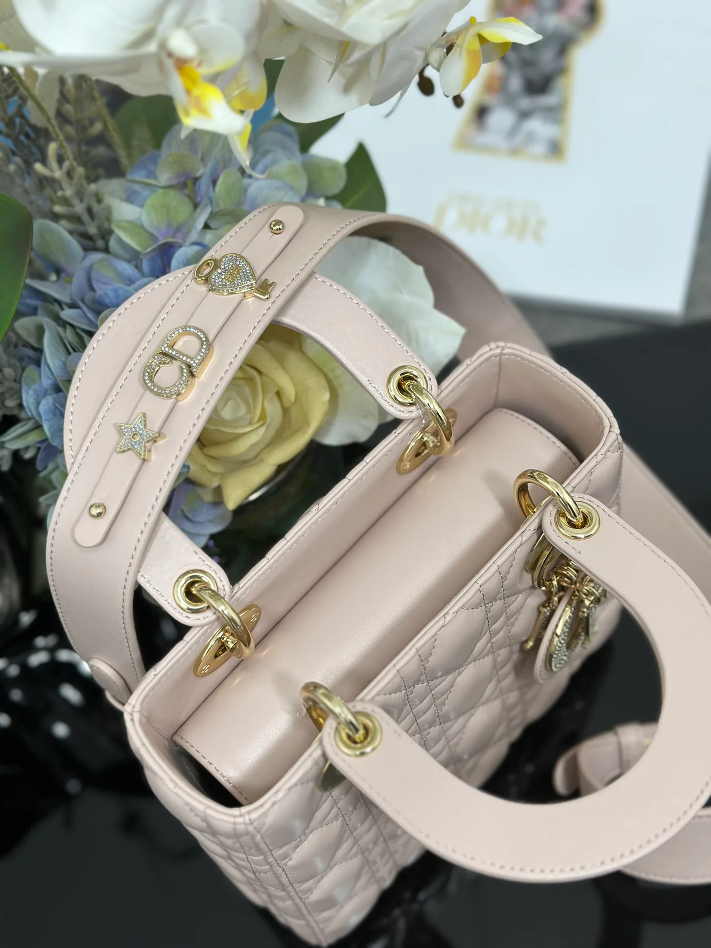 Классические Сумки Женские Christian Dior 11412545
